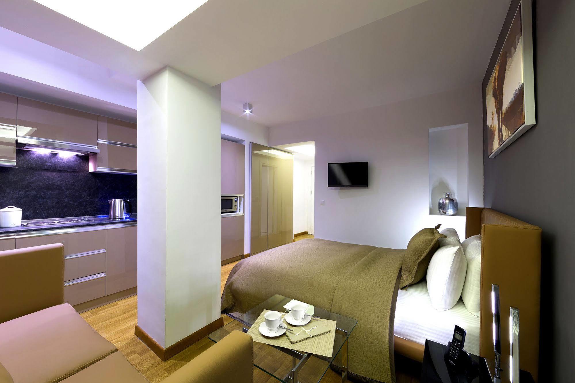 The Place Suites By Cey Istambul Exterior foto